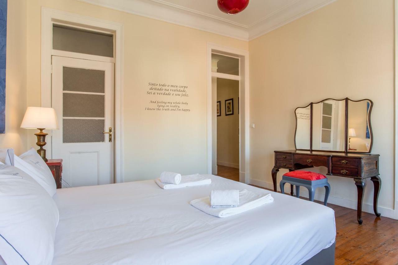 Joivy Fernando Pessoa Apartments Lisbon Bagian luar foto