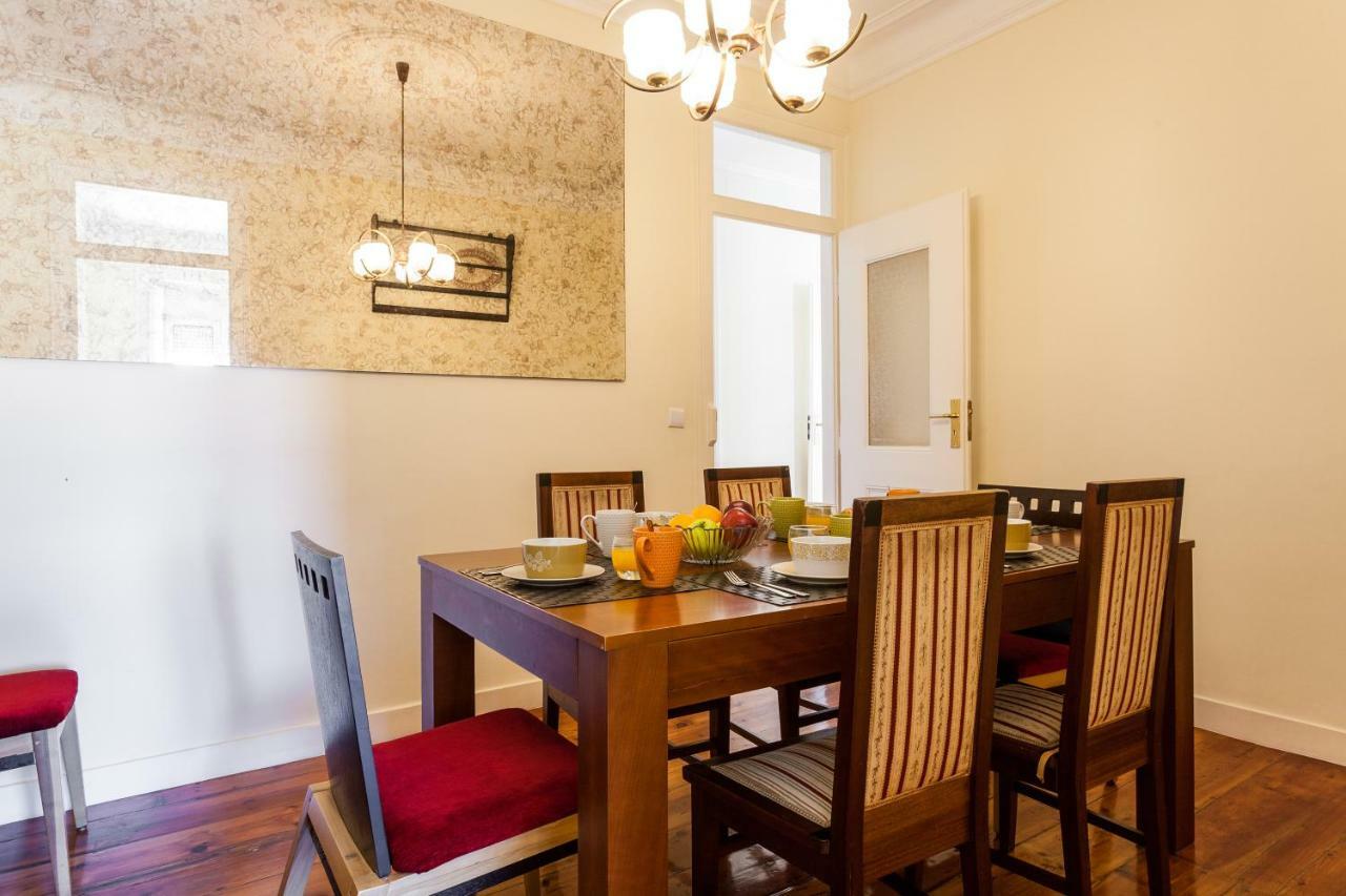 Joivy Fernando Pessoa Apartments Lisbon Bagian luar foto